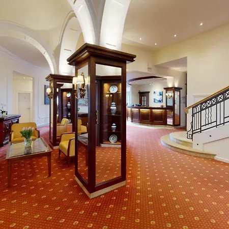 Hotel Oranien 4*