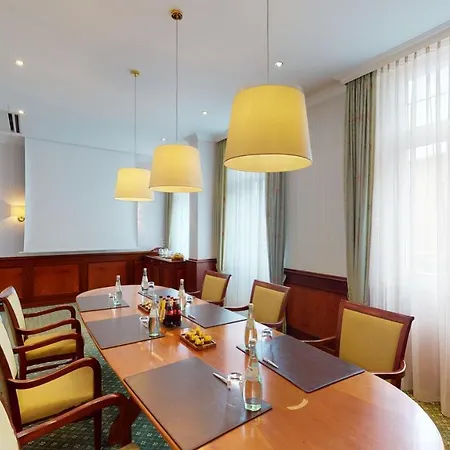 Oranien Hotel 4*