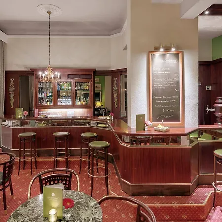 Hotel Oranien 4*