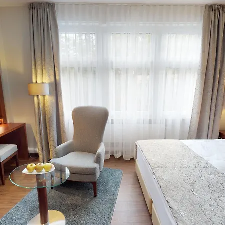 Oranien Hotel 4*