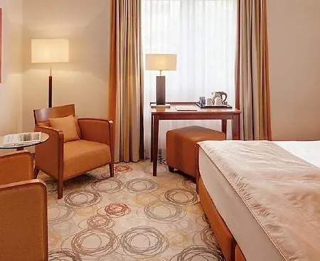 Hotel Oranien 4*