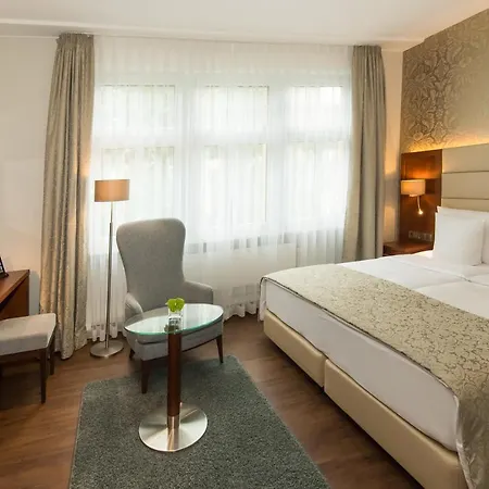 Oranien Hotel 4*