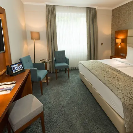 Oranien Hotel 4*