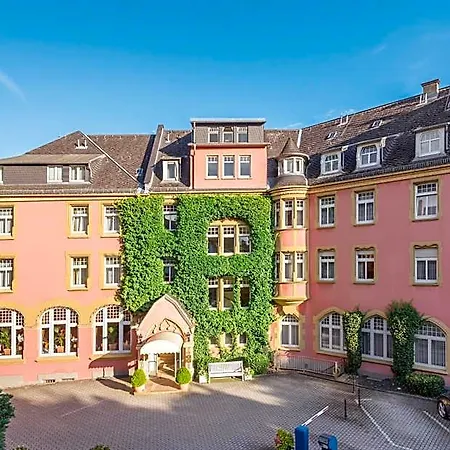 Oranien Hotel 4*