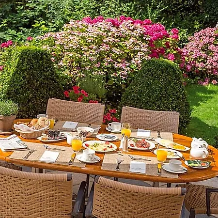 Oranien Hotel 4*
