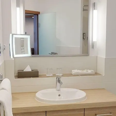 Hotel Oranien 4*